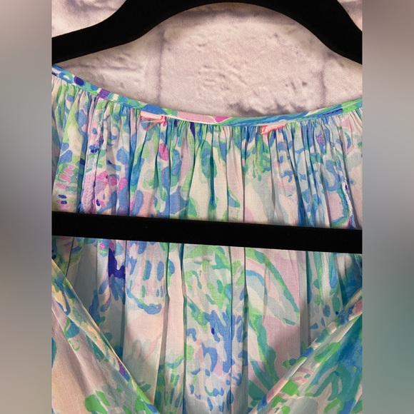 Lilly Pulitzer Willa Flounce Sleeve Blouse Amethyst Tint Craysea Print Size S - Picture 2 of 9